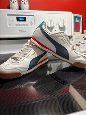 Puma Men’s Roma Sneakers with Navy Stripe and Red Accent